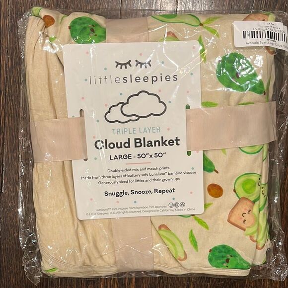 Little Sleepies Avocado Toast Cloud Blanket - Picture 2 of 8